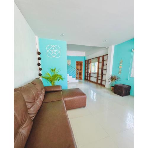 Spacious 2 bedroom house in Hin Kong