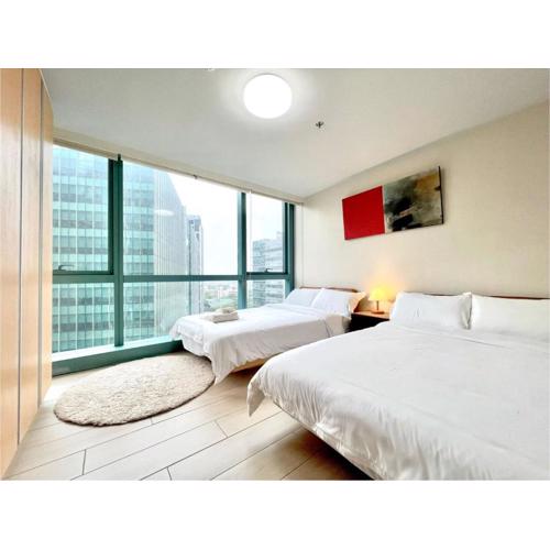 Spacious 2-BR unit in One Uptown Residences