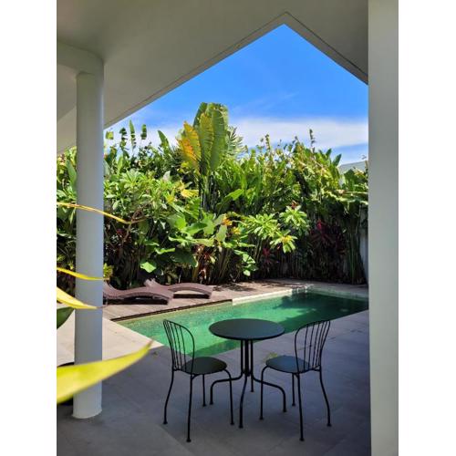 Spacious 2BR - 10 min to Echo Beach