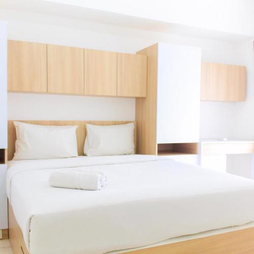 Spacious 2BR Apartment at M-Town Residence By Travelio