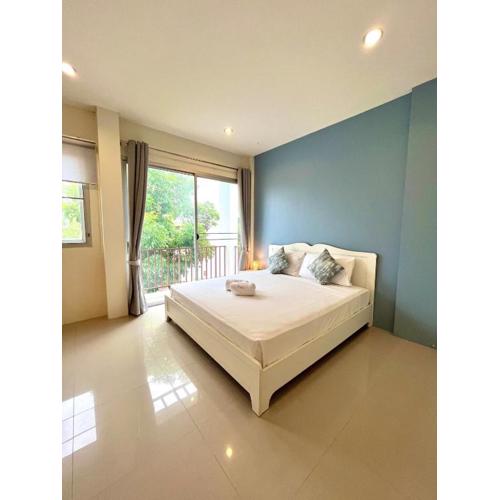 Spacious 2BR Pool Villa Beach Front at Hua Hin