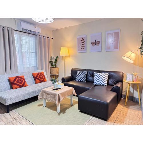 Spacious 3-Storey Townhouse 6-8guests