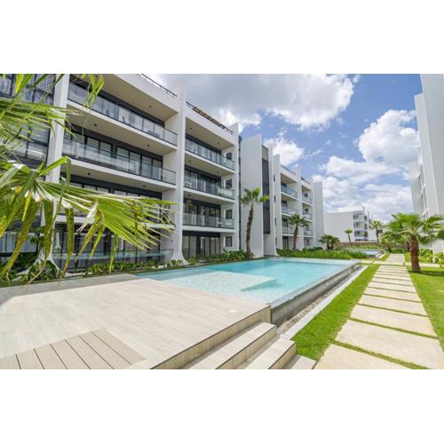 Spacious 3BD Penthouse Private Rooftop Sea Breeze