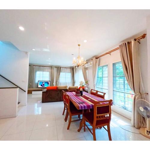 Spacious 3BR Family Home for Rent-Delight at Scene Vilage, Saimai, Bangkok
