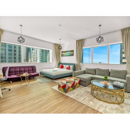 Spacious 3BR High Floor Palm View in Dubai Marina