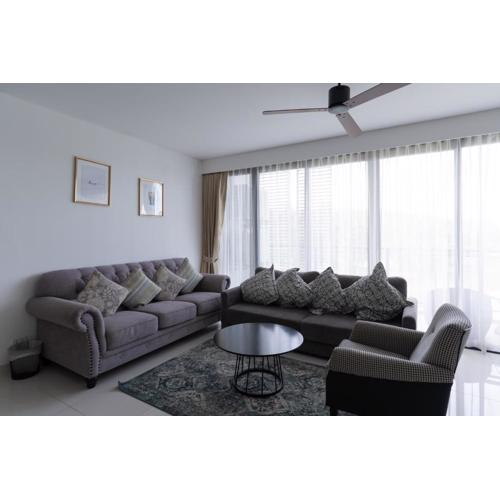 Spacious 3BR Sea-View Condo Resort Amenities 2708