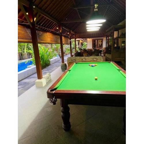 Spacious 4-bedroom garden villa