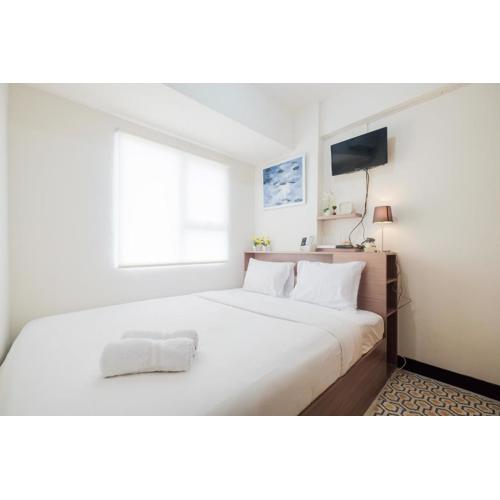 Spacious and Comfortable 2BR Cinere Resort Apartment By Travelio