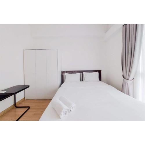 Spacious and Cozy 3BR Sky House BSD Apartment By Travelio