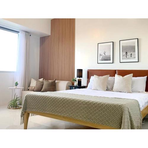 Spacious condo in Cebu City with pool and gym