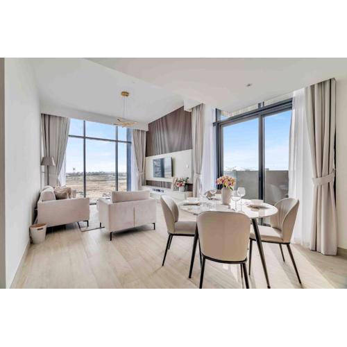 Spacious Corner Retreat 1BR with Stunning Views