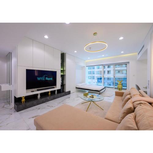 Spacious Cozy 1BR Opal Tower Stunning Marina View