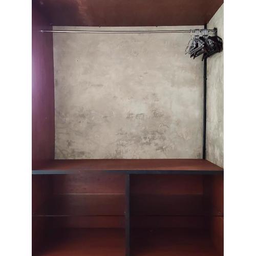 Spacious cozy nia room