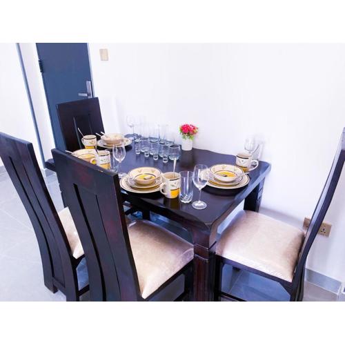 spacious elegant two bedroom apartment with swimming pool, private parking space, children playground ,gym and beatable city views