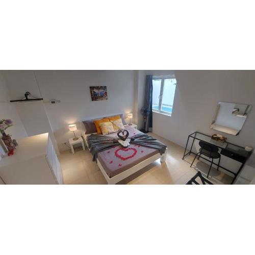 Spacious Family Suite, 2BR, Pool view, TV, Karaoke