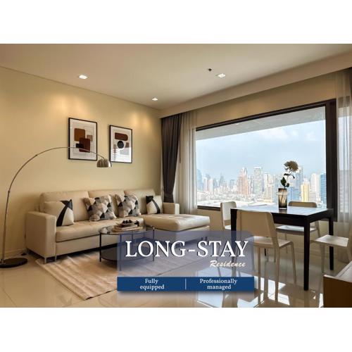 Spacious High Rise 2BR - Ultra Fast Wifi - Phrom Phong
