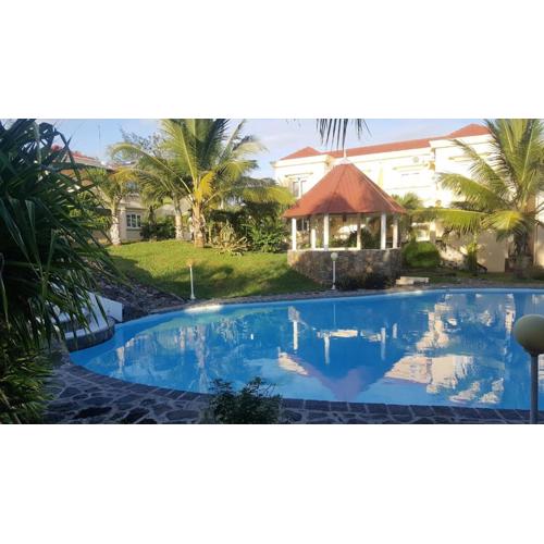 Spacious house with shared pool in Palmar, sea view.