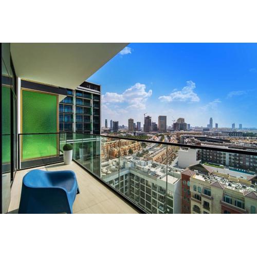 Spacious JVC 1BR with Crib - Balcony&Park Walks