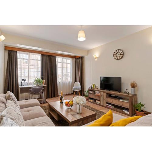 Spacious Lovely Apartment