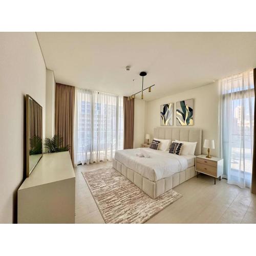 Spacious Luxury 1br Jvc Balcony & Pool