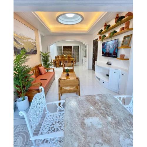 SPACIOUS Prime Location with FREE Parking