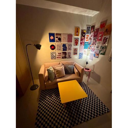 SPACIOUS RETRO UNIT at SM North Mall w Balcony and FAST WIFI