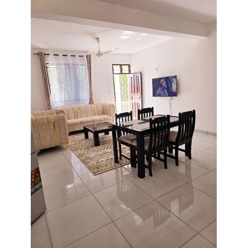 Spacious Sea Breeze Apartment