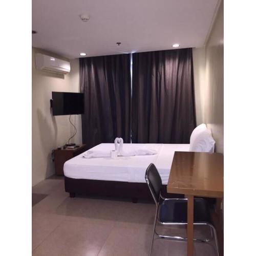 Spacious Studio Apartment B204