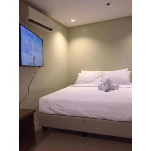 Spacious Studio Apartment B207