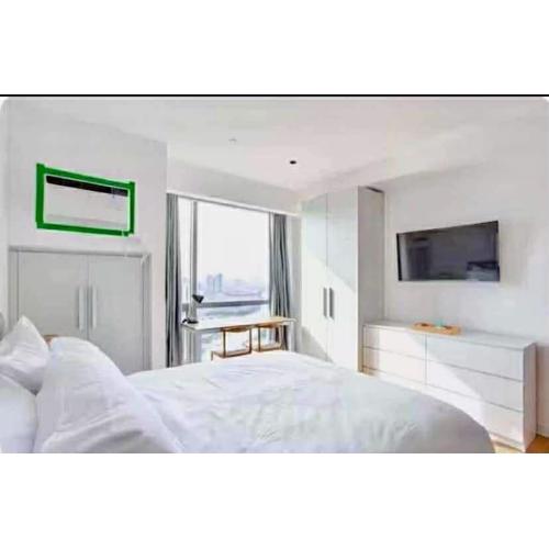 Spacious Studio in Novotel Suites in Mandaluyong near Rockwell, Makati