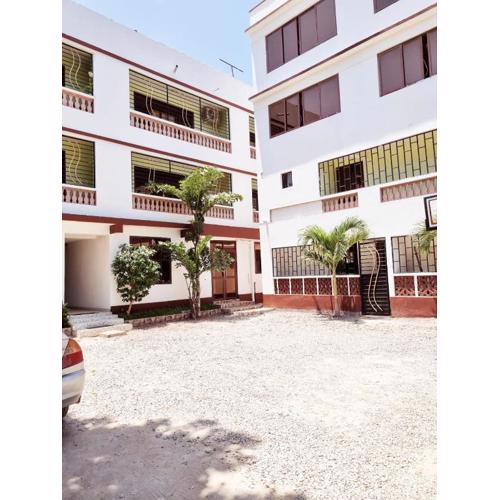 Spacious Studio with Kitchen & Secure Parking along Beach Road, Mtwapa