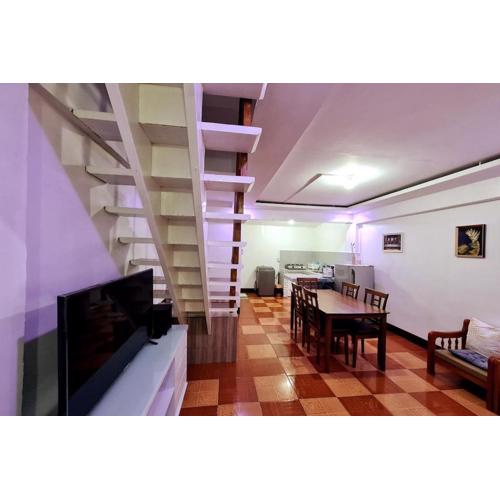 Spacious Stylish Home in the Heart of Calapan City, Accommodates up to 15pax