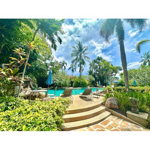 Spacious Townhouse at Laguna Lakeshore