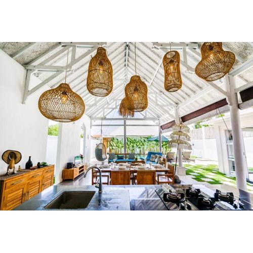 Spacious tropical 3BR pool villa