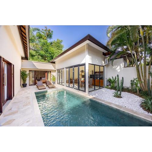Spacious tropical villa in Umalas, Newly Renovated