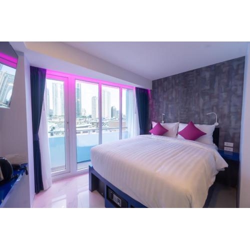 Spark Hotel - MRT Queen Sirikit - SHA Extra Plus Certified