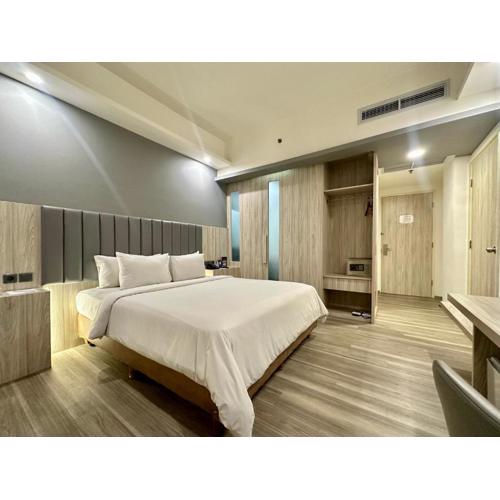 Sparks Life Jakarta, ARTOTEL Curated