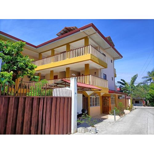 Speed 8 Inn Moalboal