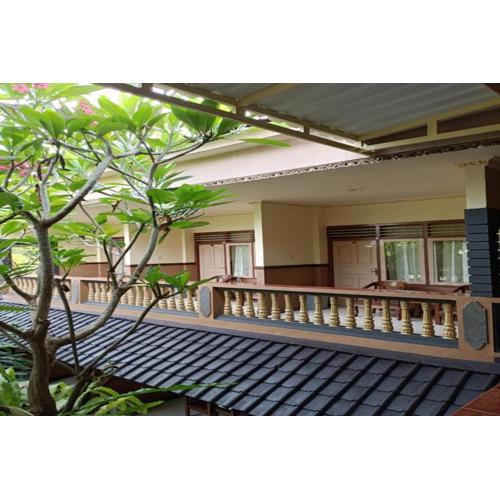 SPOT ON 93739 Insanta Hotel Near Masjid Baitul Aman