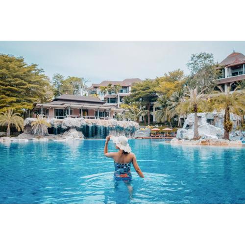 Springfield Village Golf & Spa