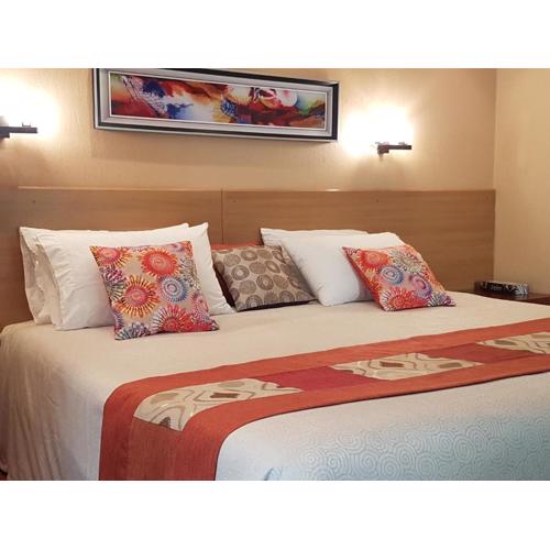 Spurwing Guest House