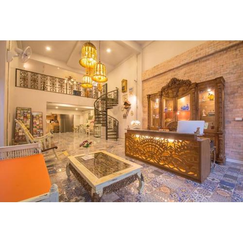 Sridonchai Heritage, Night Bazaar Chiang Mai