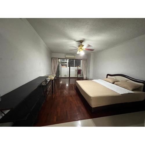 Srivara condo Rachada