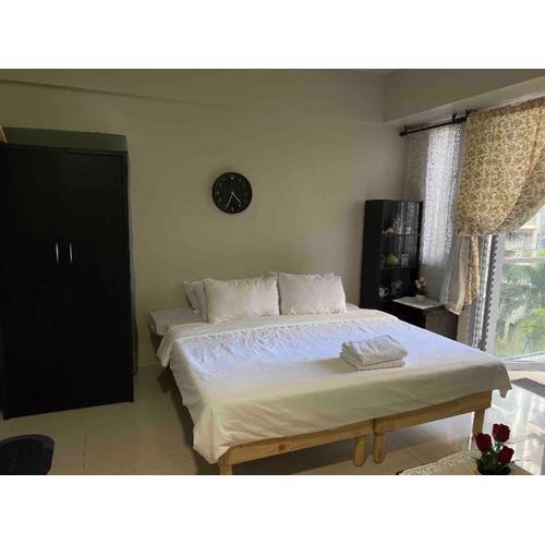 S&S CondoTel STUDIO TYPE One Palm Tree Villas