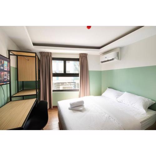 St. Marvin Studio Makati M203