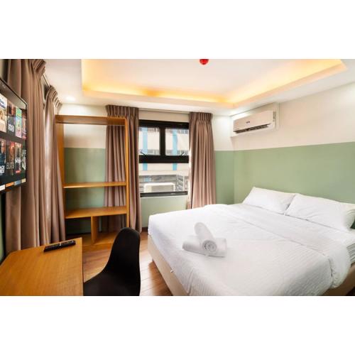 St. Marvin Studio Makati M205