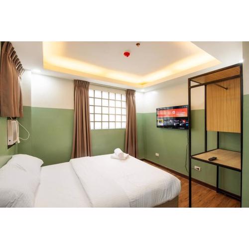 St. Marvin Studio Makati M207