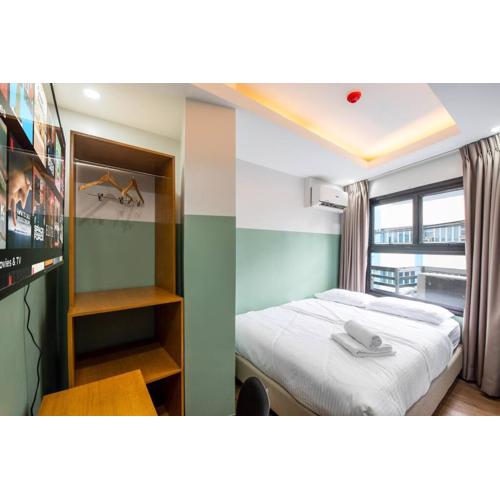 St. Marvin Studio Makati M302