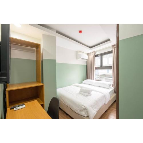 St. Marvin Studio Makati M402