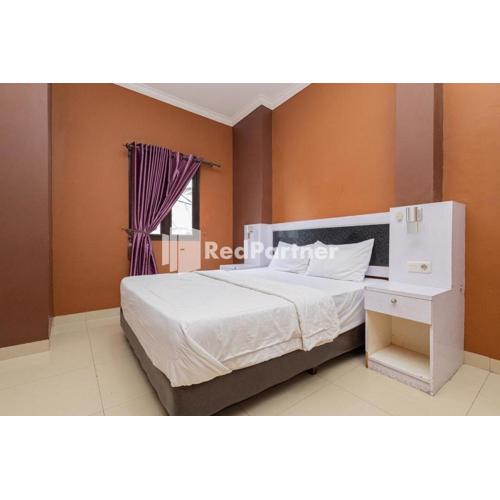 Star Hotel Jaksa Mitra RedDoorz